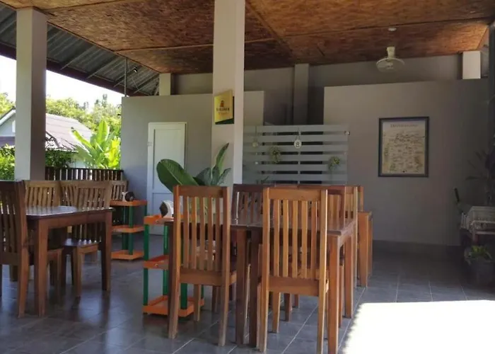 H&V Bungalow Vang Vieng